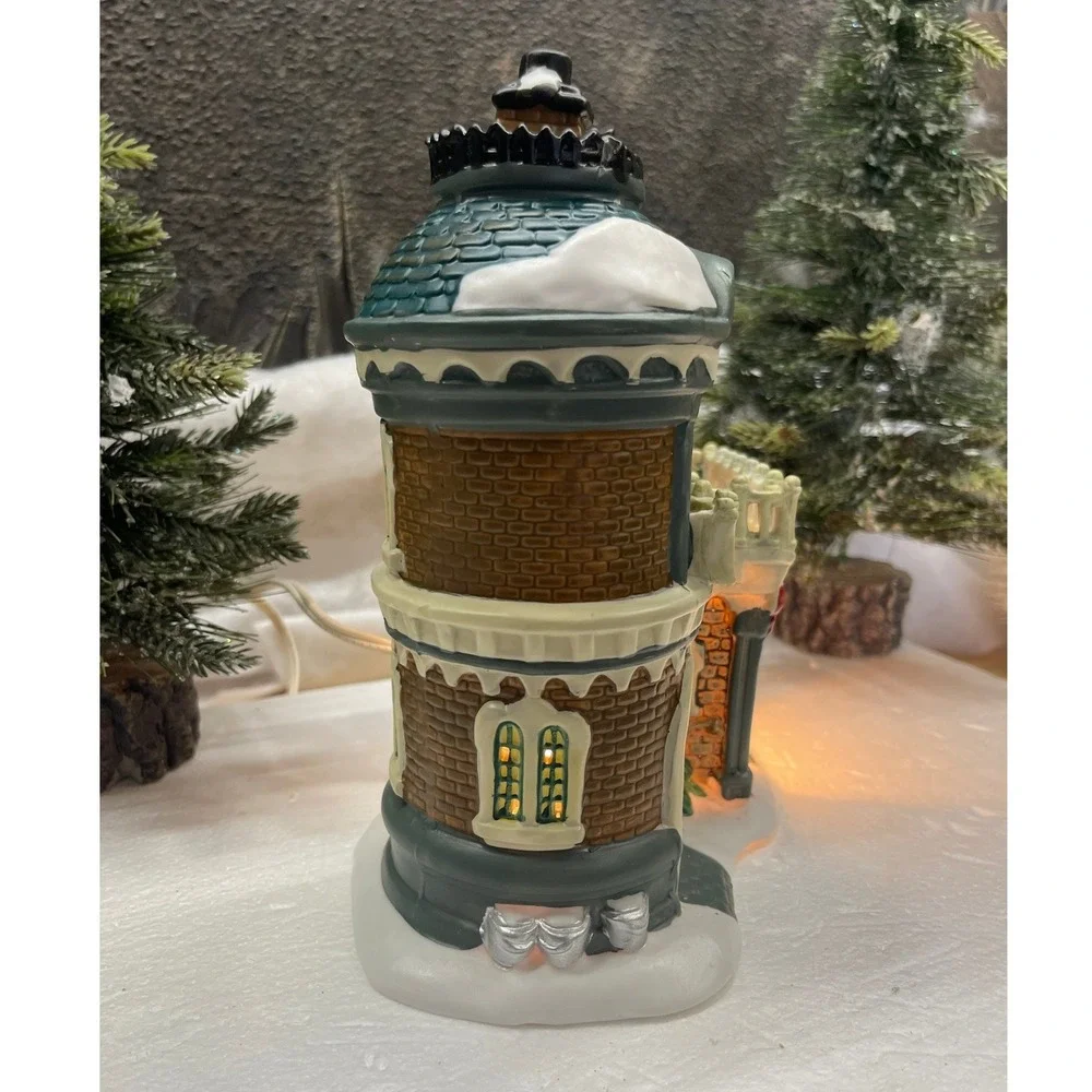 Carole Towne Collection 2003 FIRE STATION #1 Christmas Village Light Up Building